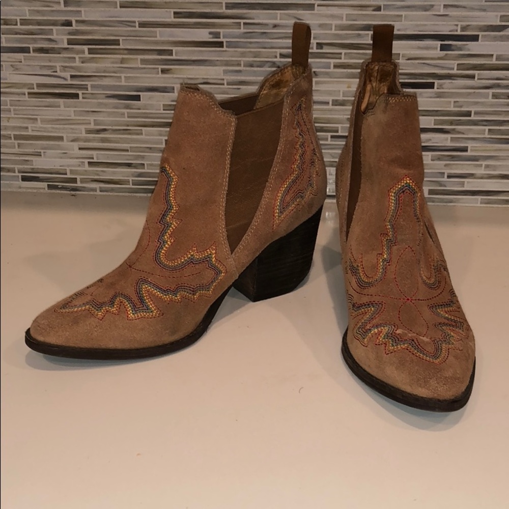 Jeffrey Cambell x Free People booties